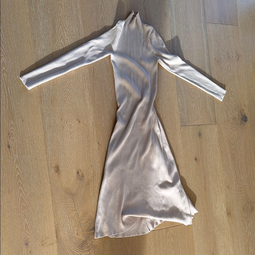 Elegant Cream Long Sleeve Dress (Dress Forum, Size S)